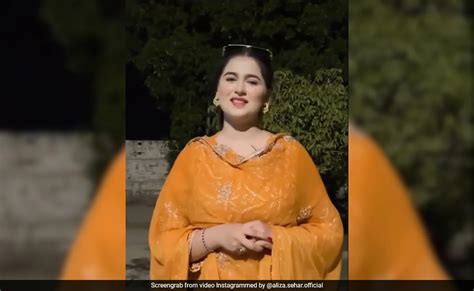 aliza seher leaked video|Pakistani TikTok Star Breaks Down in Viral Clip After。